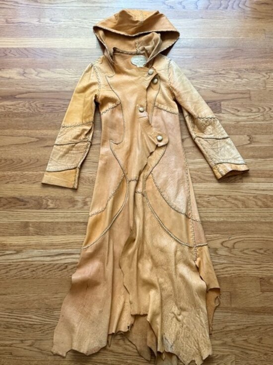 Pieles Pitic Jackets & Blazers - Vintage Pieles Pitic 70’s whipstitch leather raw edge festival hippie coat